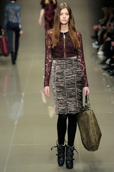 Look 44